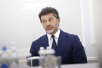 kaxa-kalaZe-biZina-ivaniSvilze-es-adamiani-yovelTvis-iyo-Cveni-qveynis-samsaxurSi-da-ase-iqneba-yovelTvis