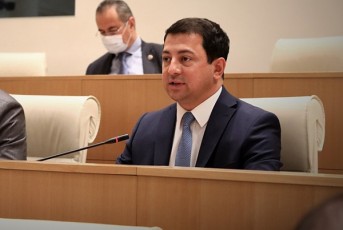 arCil-TalakvaZe-nacionalur-moZraobas-strategiuli-obieqtebi-rusebs-mihyideT---magaze-prorusuli-politika-ra-unda-arsebobdes