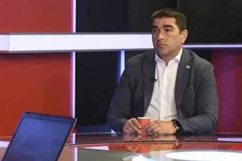 Salva-papuaSvili-qarTuli-ocneba-aris-erTaderTi-politikuri-Zala-romelic-erTmaneTSi-aerTianebs-evropulobasa-da-patriotizms