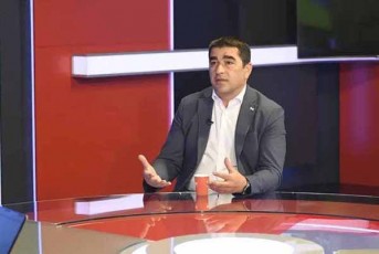 Salva-papuaSvili-Tu-dRes-arCevnebi-Catardeba-damajereblad-moigebs-qarTuli-ocneba---nacionaluri-moZraoba-unda-dafiqrdes-ratom-aqcia-xalxma-zurgi