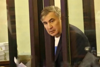 mixeil-saakaSvili-ruseTis-sazRvarze-aTasobiT-manqana-dgas-romliTac-jariskacebi-da-kolaboracionistebi-garbian---rusi-samxedroebi-bardebian-tyved-da-ukrainelebs-maTi-ganTavsebis-problema-gauCndaT