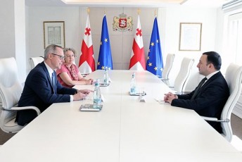 piter-fiSeri-saqarTvelosa-da-germaniis-megobroba-axal-proeqtebs-moitans-rasac-damatebiT-stimuls-miscems-saqarTvelos-premier-ministris-viziti-berlinSi-da-federalur-kanclerTan-Sexvedra