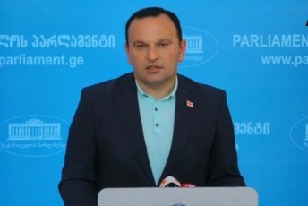 paata-manjgalaZe--aranairi-problema-ar-gvaqvs-arCevnebi-Catardes-ise-rom-gayalbebis-adamianuri-faqtoris-da-manipulaciis-SesaZlebloba-qarTul-ocnebas-ar-hqondes