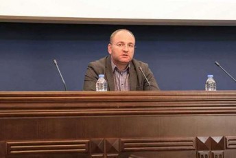 irakli-beraia-kontrsadazvervo-RonisZiebebis-farglebSi-mimdinareobda-ucxo-qveynis-specsamsaxurebis-maTTan-kavSirSi-myofi-pirebis-gamovlena-miswrafebebis-dadgena-saqmianobis-SezRudva-da-CaSla