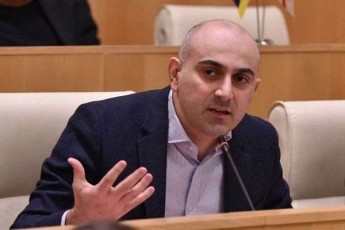 aleqsandre-raqviaSvili-mauwyeblobis-Sesaxeb-kanonSi-cvlilebebze--zizRi-ras-niSnavs---rom-vTqva-TeTrkaniani-meloti-mamakaci-ekonomistebis-dedac-vatire-es-akrZaluli-iqneba-ratom-ar-maqvs-amis-ufleba