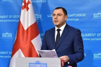 giorgi-amilaxvari-SegviZlia-vTqvaT-rom-nacionaluri-moZraoba-daSlis-pirasaa-da-Semdeg-arCevnebze-politikuri-radarebidan-gaqreba