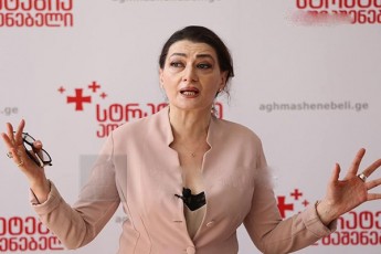 Tako-Carkviani--ar-minda-CamoiSalos-dasavluri-veqtoris-msxvili-opoziciuri-partia-nacionaluri-moZraoba-amitom-vurCev-xolme-ufro-aqtiuri-lideri-moZebnon-rom-gaaqtiurdes-procesi