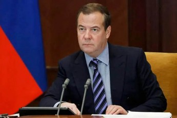 dimitri-medevedi-zelenskis-unda-daCqarebulad-Sevides-nato-Si-gadasarevi-ideaa-ubralod-emudareba-Crdiloatlantikur-alianss-mesame-msoflio-omis-dawyeba-daaCqaros