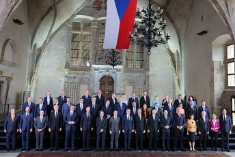 irakli-RaribaSvili-axali-iniciativa-xels-Seuwyobs-saqarTvelos-winsvlas-evrokavSirSi-gawevrianebis-gzaze