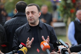irakli-RaribaSvili-aravin-usmens-xelisuflebis--warmomadgenlebs-es-tyuilia