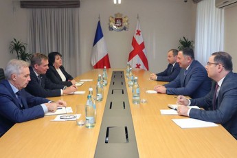 vaxtang-gomelaurma-safrangeTis-respublikis-elCTan-gamosamSvidobebeli-Sexvedra-gamarTa