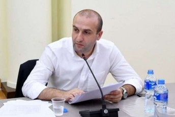 iago-xviCia--saakaSvili-rom-ar-CarTuliyo-qarTul-politikaSi-2013-wlis-Semdeg-axla-cixeSi-ar-iqneboda-es-kriteriumi-CemTvis-sakmarisia-imis-saTqmelad-rom-politikuri-motiviT-zis-cixeSi