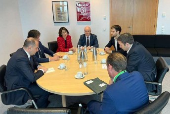 irakli-Ciqovani-germania-mxars-uWers-Cvens-integracias-evropul-struqturebSi-da-maqsimumi-gakeTdeba-imisTvis-rom-warmatebebs-mivaRwioT-am-gzaze
