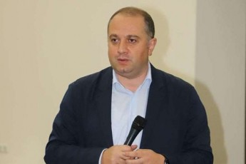 irakli-Ciqovani-mniSvnelovania-rom-yrilobaze-miRees-rezolucia-romelic-iTvaliswinebs-samive-saxelmwifos-mxardaWeras-vinc-gamoTqva-mzaoba-gaxdes-evrokavSiris-wevri