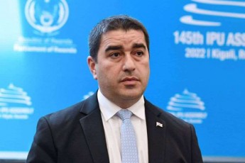 Salva-papuaSvili-garda-imisa-rom-asambleis-farglebSi-gvqonda-rogorc-gamosvla-da-diskusiebSi-miviReT-monawileoba-aseve-20-mde-qveynis-parlamentis-Tavmjdomares-SevxvdiT-oTxi-sxvadasxva-kontinentidan