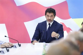 kaxa-kalaZe-saqalaqo-samsaxurebs-da-gamgeobebs-avalebs-im-kompaniis-Sesrulebuli-samuSaoebis-inspeqtireba-ganaxorcielon-romelsac-vakis-parkis-SadrevanTan-mimarTebaSi-yalbi-dokumentis-momzadeba-braldeba