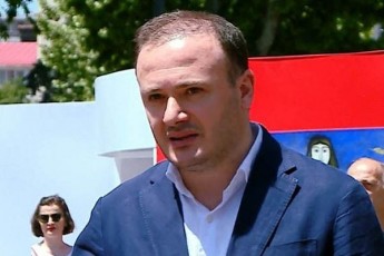 irakli-zarqua-giorgi-vaSaZeze-me-mgoni-mis-gundSic-ician-Tu-rogori-daclilia-yovelgvari-Rirebulebebisa-da-principebisgan