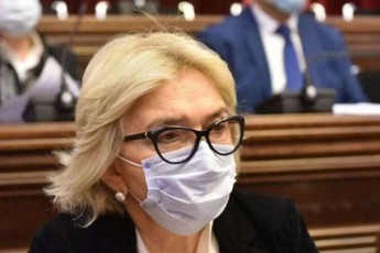 maia-menaRariSvili-siuJeti-ise-gavida-TiTqos-me-iribad-davadasture-prezident-alievis-da-batoni-biZinas-kerZo-Sexvedris-SesaZlebloba-es-aris-arakeTilsindisieri-damokidebuleba-da-sazogadoebis-SecdomaSi-Seyvanis-mcdeloba