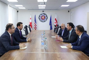 centraluri-kriminaluri-policiis-departamentis-direqtorma-aSS-is-saelCos-warmomadgenlebTan-Sexvedrebi-gamarTa