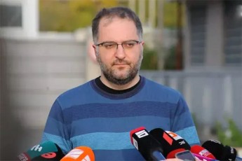 akaki-minaSvilis-gancxadebiT-aseT-dros-nacionaluri-moZraobis-wevrebis-nawilis-mier-partiis-Tavmjdomaris-da-politsabWos-arCevnebis-Catarebis-moTxovna-cota-ucnauri-da-dasanania