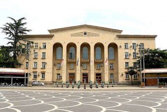 rusTavis-sakrebulos-TanamSromeli-ambobs-rom-sakrebulos-Tavmjdomare-masze-Zlier-fsiqologiur-zewolas-axdenda-da-stresis-fonze-orsuloba-Seuwyda