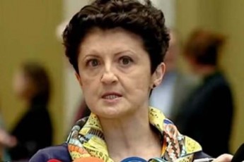 Tea-wulukiani-rodesac-opoziciaSi-warmoidgines-rom-namdvili-oligarqi-kezeraSvilisa-da-sxva-oligarqebis-winaaRmdeg-imuSavebda-deoligarqizaciis-kanoni-pozicia-Seicvales