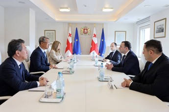 premier-ministri-irakli-RaribaSvili-nenskra-hesis-investori-kompaniis-K-Water-is-aRmasrulebel-direqtors-Sexvda