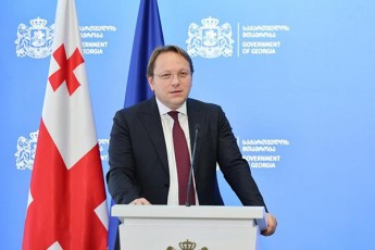 Cveni-kriteriumebi-yovelTvis-aris-zogadi-da-arasdros-ar-ukavSirdeba-romelime-adamians-amitom-rodesac-saubaria-kanonze-deoligarqizaciis-Sesaxeb-Cven-vTxoveT-qveyanas-iseTi-sakanonmdeblo-CarCos-arseboba-romelic-am-sistemas-daaregulirebs