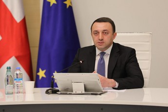 premieri-rasac-Tqven-akeTebdiT-akeTebT-da-agrZelebT-bolo-10-wlis-ganmavlobaSi-esaa-sworedac-fsiqologiuri-teroris-da-sainformacio-omis-klasikuri-nimuSi