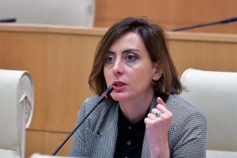 xatia-dekanoiZe--lobistebis-daqiravebaSi-miuRebeli-araferia-ojaxisTvis-mixeil-saakaSvilis-sicocxle-aris-umTavresi
