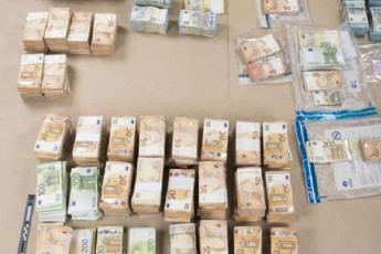 evroparlamentSi-korufciuli-skandalis-gamoZiebis-farglebSi-gamomZieblebma-15-milioni-evro-amoiRes