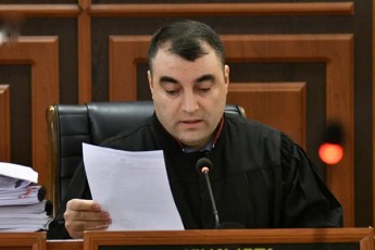 mosamarTle--miviReT-werili-vivamedidan-rom-eqimi-ar-miiCnevs-mixeil-saakaSvilis-sasamarTlo-procesze-transportirebas-mizanSewonilad-misi-janmrTelobis-mdgomareobidan-gamomdinare
