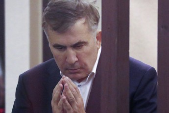 mixeil-saakaSvili-vacnobiereb-yvela-risks-Cemi-janmrTelobis-mdgomareobis-gaTvaliswinebiT-magram-viSimSileb-vidre-ar-miviReb-garantiebs-sakuTar-procesze-videolinkiT-mainc-CarTvis---dacinvasa-da-damcirebasac-sazRvari-aqvs