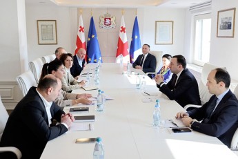 premier-ministris-xelmZRvanelobiT-Tavisufali-stiliT-srialSi-TxilamurebiTa-da-snoubordiT-saqarTveloSi-gasamarT-msoflio-CempionatTan-dakavSirebiT-samuSao-Sexvedra-gaimarTa