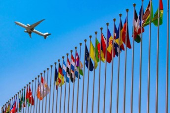 2023-wlis-bolodan-evropis-qveynebSi-gamgzavrebis-msurvelebs-nebarTvis-miReba-da-7-evros-gadaxda-mouwevT
