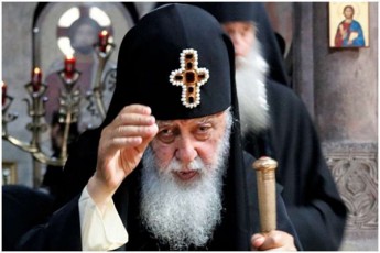 patriarqis--Tu-sworad-vcxovrobT-RmerTi-aucileblad-dagvexmareba-misi-Sewevna-ki-SeiZleba-movides-iq-da-maSin-rasac-verasdros-warmovidgendiT