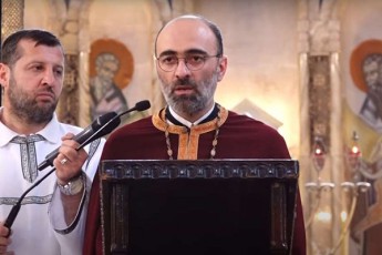 dekanozi-longinoz-suariSvili-mdidar-enjeoebze-rodesac-saubroben-gansxvavebuli-azris-pativiscemasa-da-tolerantobaze-7-ianvars-ki-aRar-ulocaven-xalxs-Sobis-dResaswauls-es-ar-jdeba-arc-qristianobaSi-da-arc-tolerantobaSi