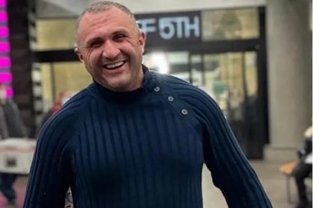 amerikaSi-qarTveli-policieli-mokles---jer-iaraRidan-esrola-Semdeg-ki-najaxi-Caartya-TavSi