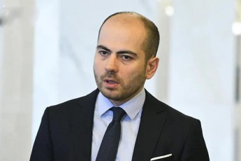 giorgi-kandelakis-gancxadebiT-Tavisuflebis-metrosTan-rusuli-musikis-gamorTvis-gamo-fizikurad-gauswordnen