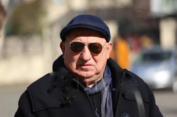 valeri-gelbaxiani-acxadebs-rom-mixeil-saakaSvili-xalxis-Zalis-gancxadebaSi-rusul-kvals-xedavs