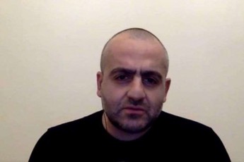 giorgi-gamsaxurdia-merabiSvilze-xelisuflebaSi-rom-iyo-im-droidanac-raRac-raRacebi-aqvs-Semonaxuli-es-adamianebi-amis-gamomzeurebas-elodebian---es-faruli-Canawerebi-SesaZloa-ufro-piradi-cxovrebis-amsaxveli-iyos