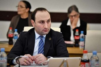 anri-oxanaSvili-sxvadasxva-subieqtebis-mxridan-wuxili-gamoiTqmis---ratom-iRebs-mosamarTleTa-korpusi-gadawyvetilebas-konkretul-sakiTxebze-aq-legitimuri-kiTxva-daismis---maS-vin-unda-miiRos-gadawyvetileba