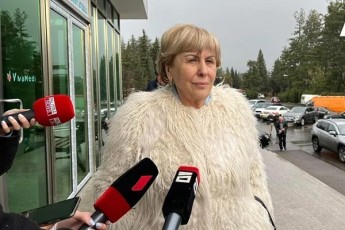 giuli-alasania-iusticiis-ministri-mixeil-saakaSvilis-sikvdils-aanonsebs-yvelas-moekiTxeba---faqtobrivad-mTeli-msoflio-fexze-dadga-zelenskim-yvelas-mimarTa-rom-misi-moqalaqe-gadaarCinon