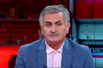 gela-nikolaiSvili-saakaSvilis-momxreebi-iyofian-2-kategoriad-erTi-romlebmac-ician-rom-es-yvelaferi-politikuri-miznebisTvis-keTdeba-da-meore-romlebsac-gulwrfelad-sjeraT-rom-es-adamiani-kvdeba