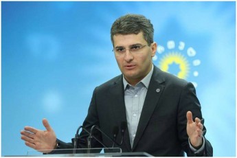 mamuka-mdinaraZe-nacmoZraobaze-isini-dRemde-kategoriulad-uaryofen-saqarTvelos-omSi-CarTvis-survils-Tumca-paralelur-reJimSi-imuqrebian-samoqalaqo-omiT-da-qveynis-SigniT-sisxlisRvriT