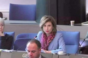 Tamar-taliaSvilma-evropis-sabWos-adgilobriv-da-regionul-xelisuflebaTa-kongresis-prezidents-liinder-verbeeks-sityviT-mimarTa