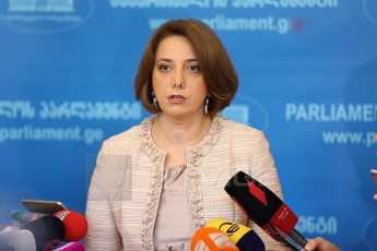 salome-samadaSvili-prezidentis-Sefaseba-xelisuflebis-mimarT-sruliad-adekvaturia-xelisuflebam-unda-gaigos-rom-tyuilia-TiTqos-Cvens-qveyanas-viRac-omSi-CarTvas-sTxovs