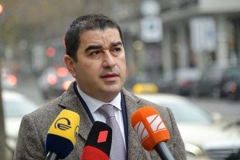 Salva-papuaSvili-nacmoZraobaze-SeuZlebelia-qarTveli-xalxi-dadges-im-jgufis-gverdiT-romelic-iTxovs-rom-damnaSave-sasjelaRsrulebis-dawesebulebidan-gaTavisufldes