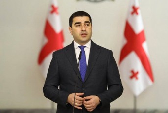 Salva-papuaSvili-saqarTvelos-konstituciis-dRevandeli-redaqcia-efuZneba-pirveli-konstituciis-suliskveTebas-da-warmoadgens-saqarTvelos-evropuli-Rirebulebebis-fundaments