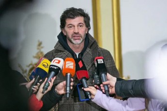 kaxa-kalaZe-saerTod-ar-aris-saintereso-arc-zaxarovas-gancxadeba-kriminal-saakaSvilTan-dakavSirebiT-da-arc-im-ew-megobrebis-gancxadebebi-romlebic-SantaJiT-esaubrebian-saqarTvelos-xelisuflebas